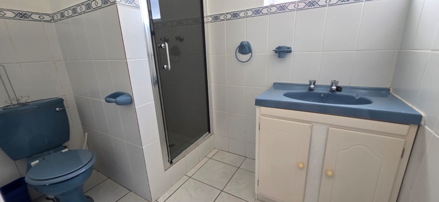 6 Bedroom Property for Sale in Vermont Western Cape